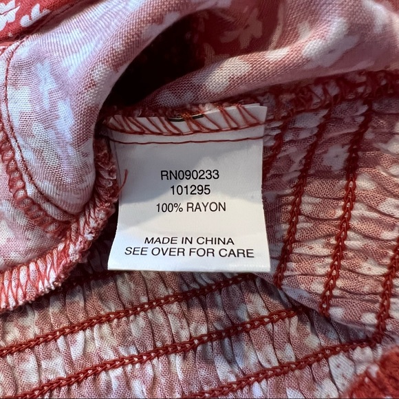 PacSun Lottie Miss Crop Tank Top with Tie Straps - Red with White Flowers - Picture 9 of 10